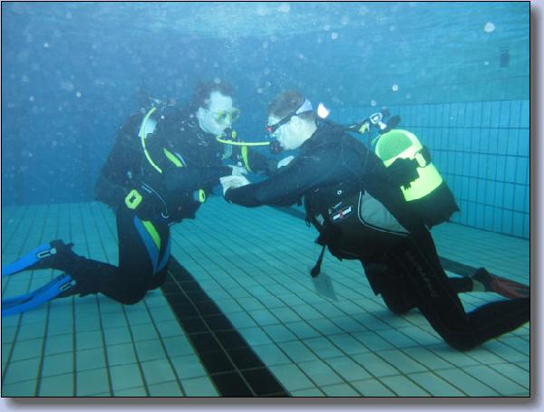 361 Kim og Jesper MSDT paa Open Water Diver kursus.jpg